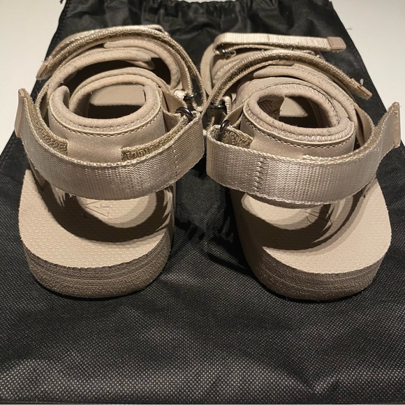 Zara Beige Textured Sandals - Picture 6 of 7